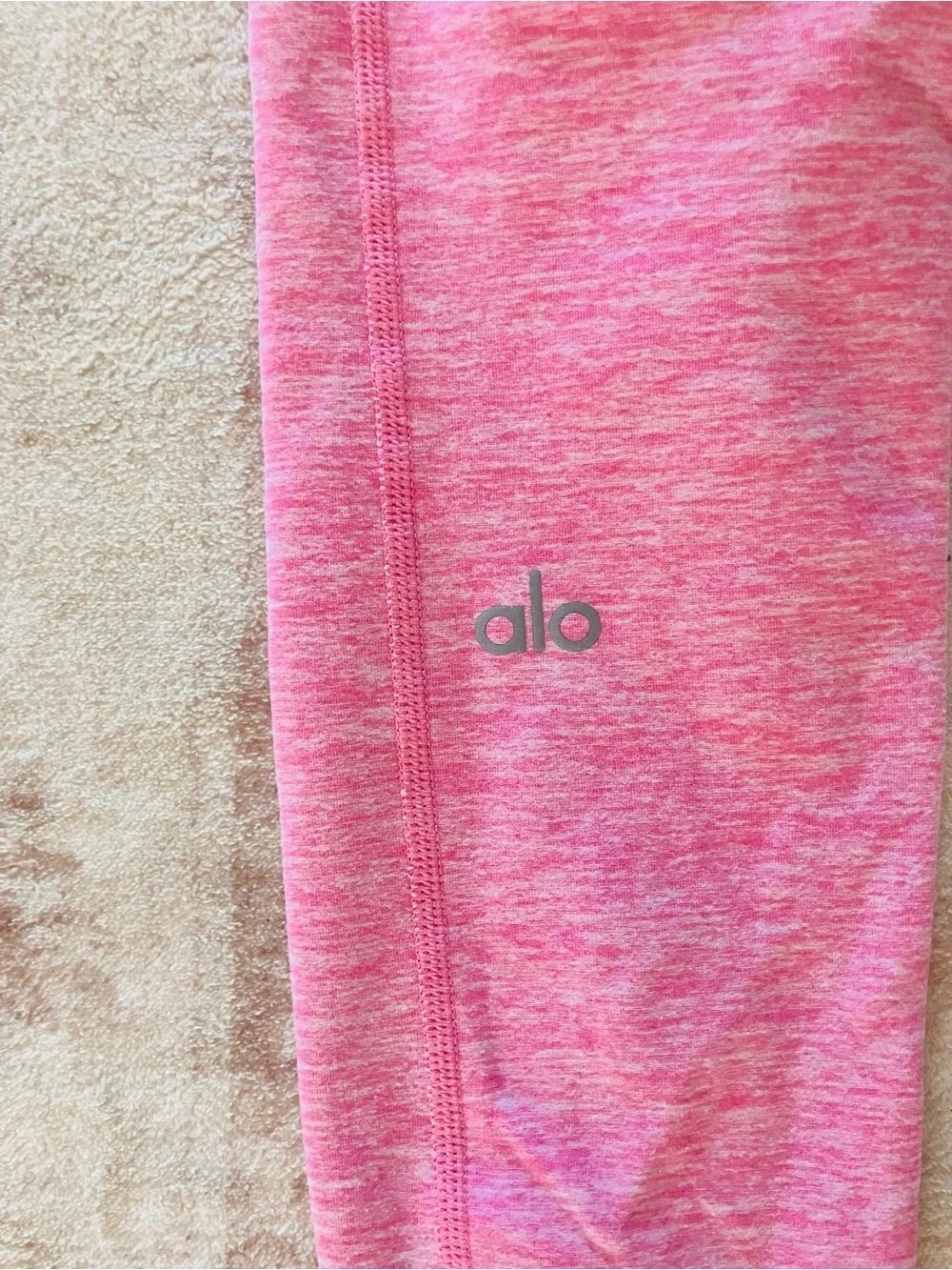 Alo Set in Heather Pink